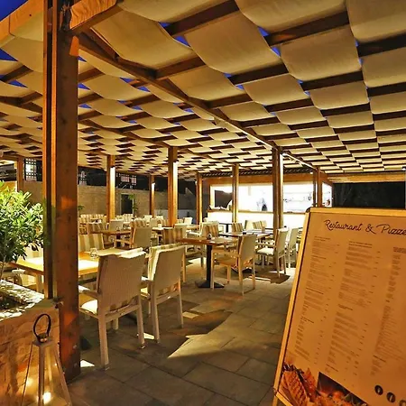 Apartment Dalmatia In Preko With Swimming Pool Apartman Preko
