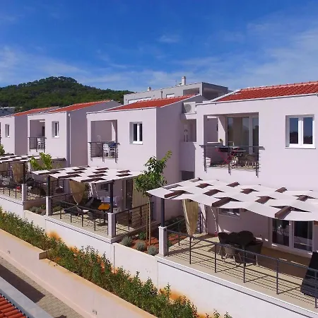 Apartment Dalmatia In Preko With Swimming Pool * Preko
