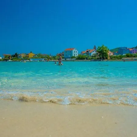 Apartment Dalmatia In Preko With Swimming Pool Apartman *
