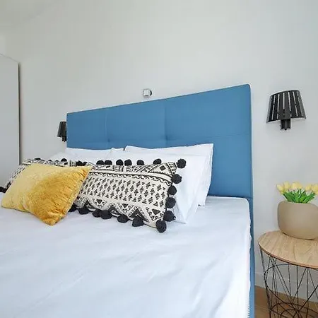 Apartment Dalmatia In Preko With Swimming Pool Apartman